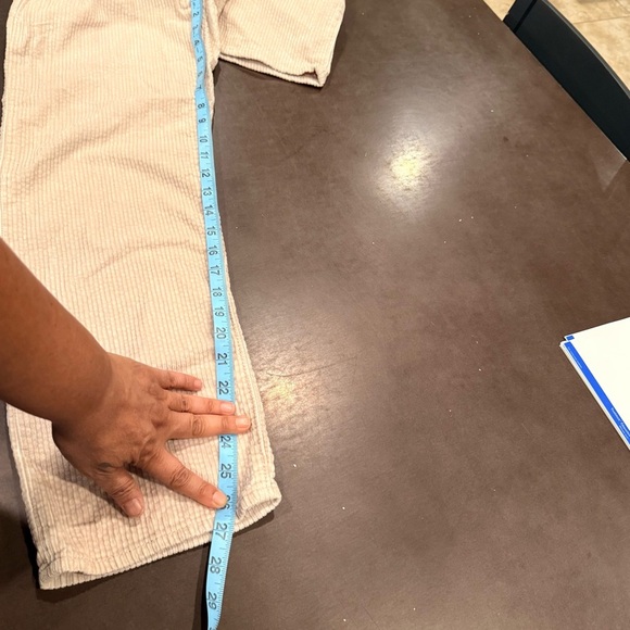 Levi's Women's Straight Leg Jeans in beige - Picture 15 of 16